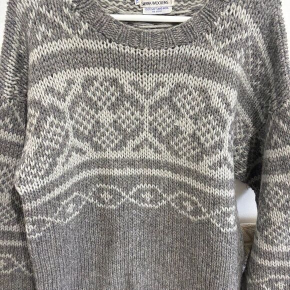 Vintage Sierra Woolens Handknit Shetland Wool Sweater - Picture 2 of 6